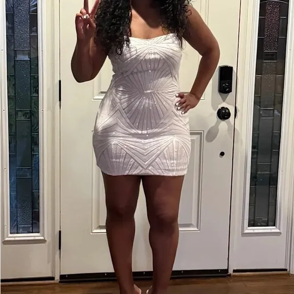 NWT Lulus Lost In Your Eyes White Sequin Bodycon Mini Dress - Picture 10 of 10